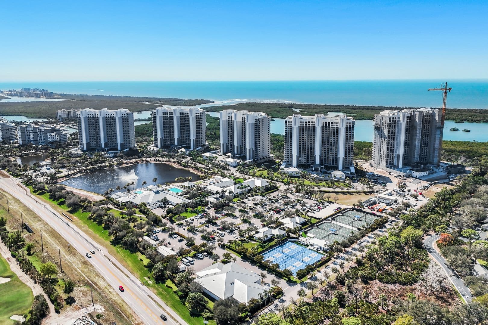 Tower 200 at Kalea Bay